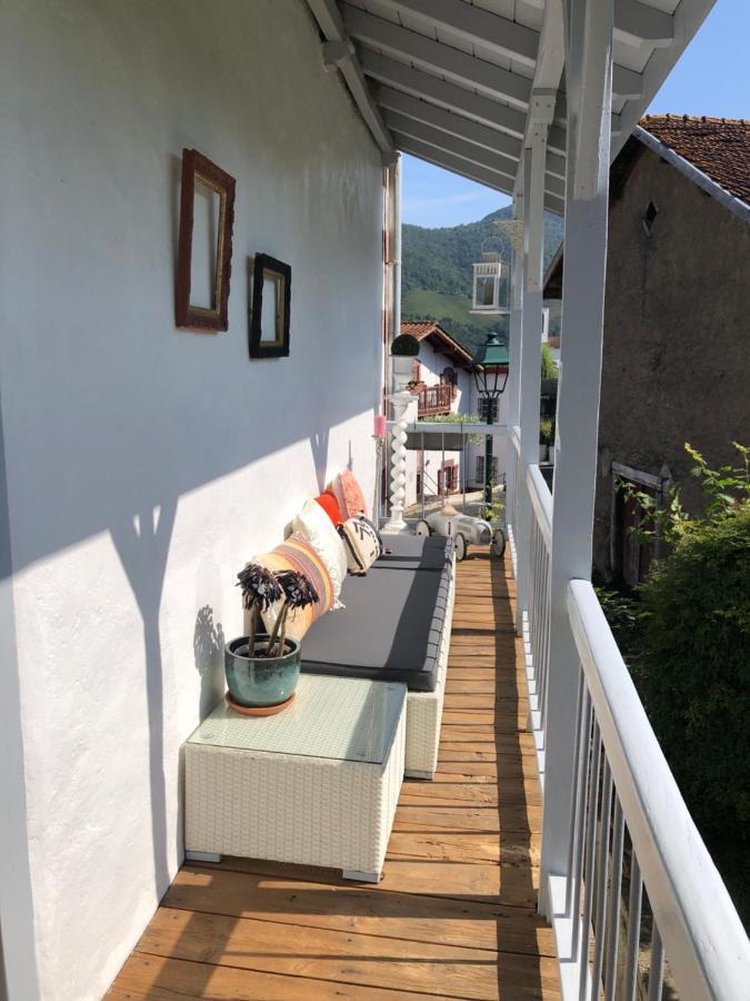 Maison D'Hotes Larraldia Uhart-Cize Exterior photo